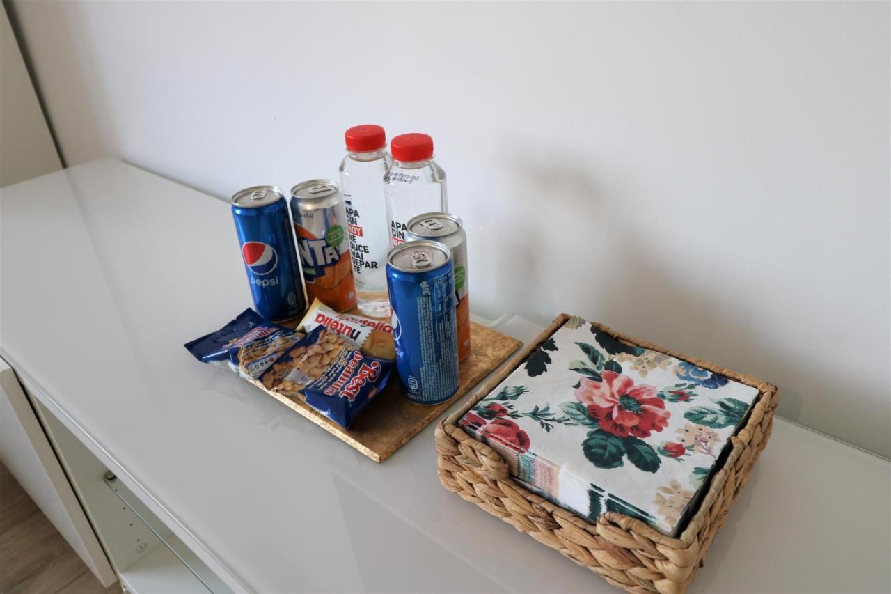 Lovely City Center Apartment - Free Minibar Bukareszt Zewnętrze zdjęcie